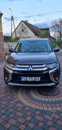 Mitsubishi Outlander cena 95000 przebieg: 69000, rok produkcji 2017 z Świdwin małe 67